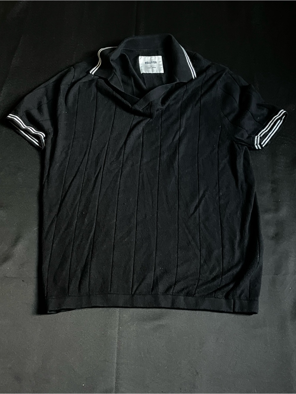 Black Short-Sleeve Polo Dress Shirt - Brand: Hollister